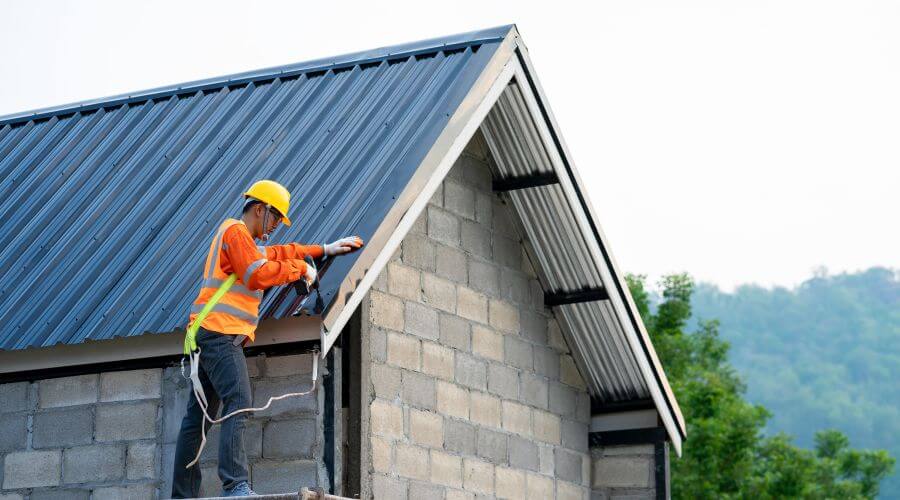Expert Emergency Roof Repairs services in Sun Valley, AZ